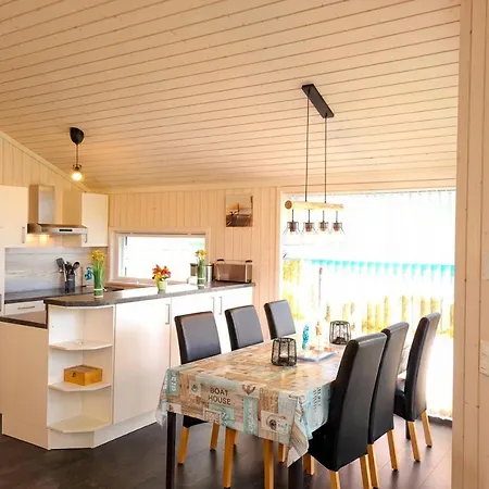 Haus Meerzeit Дом отдыха Sehestedt (Lower-Saxony)
